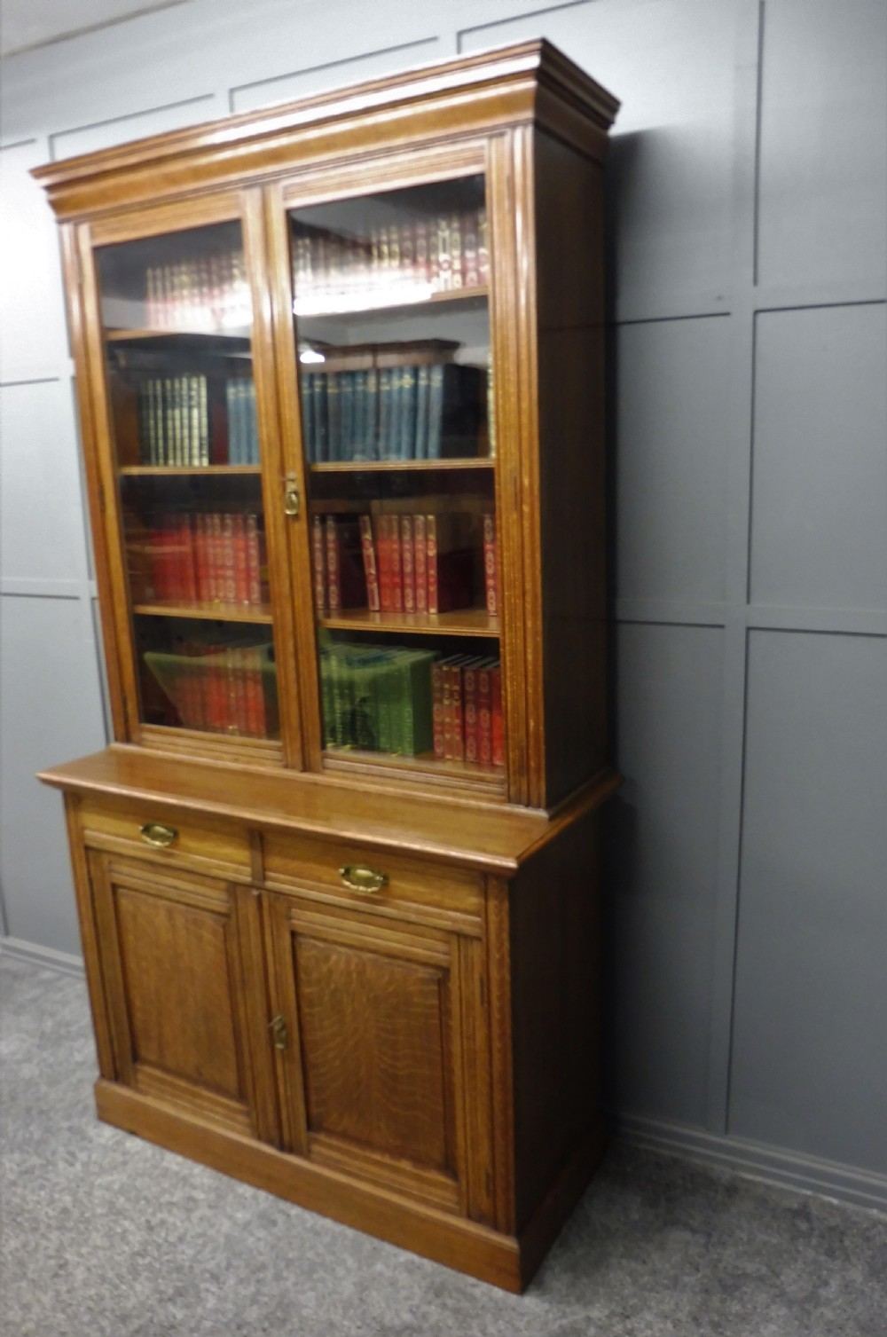GOLDEN OAK EDWARDIAN BOOKCASE View X
