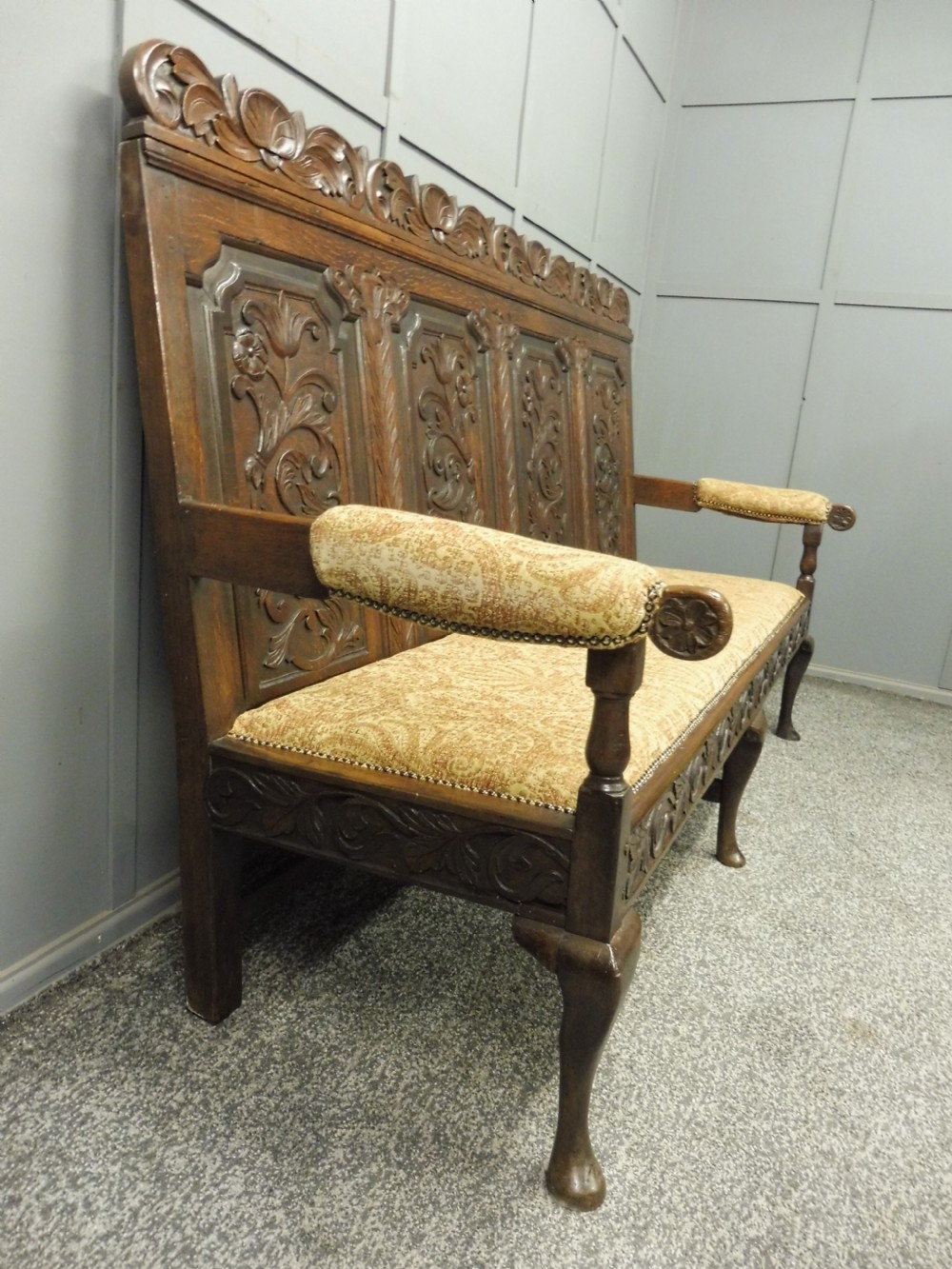 19TH CENTURY CARVED OAK  BENCH View VI