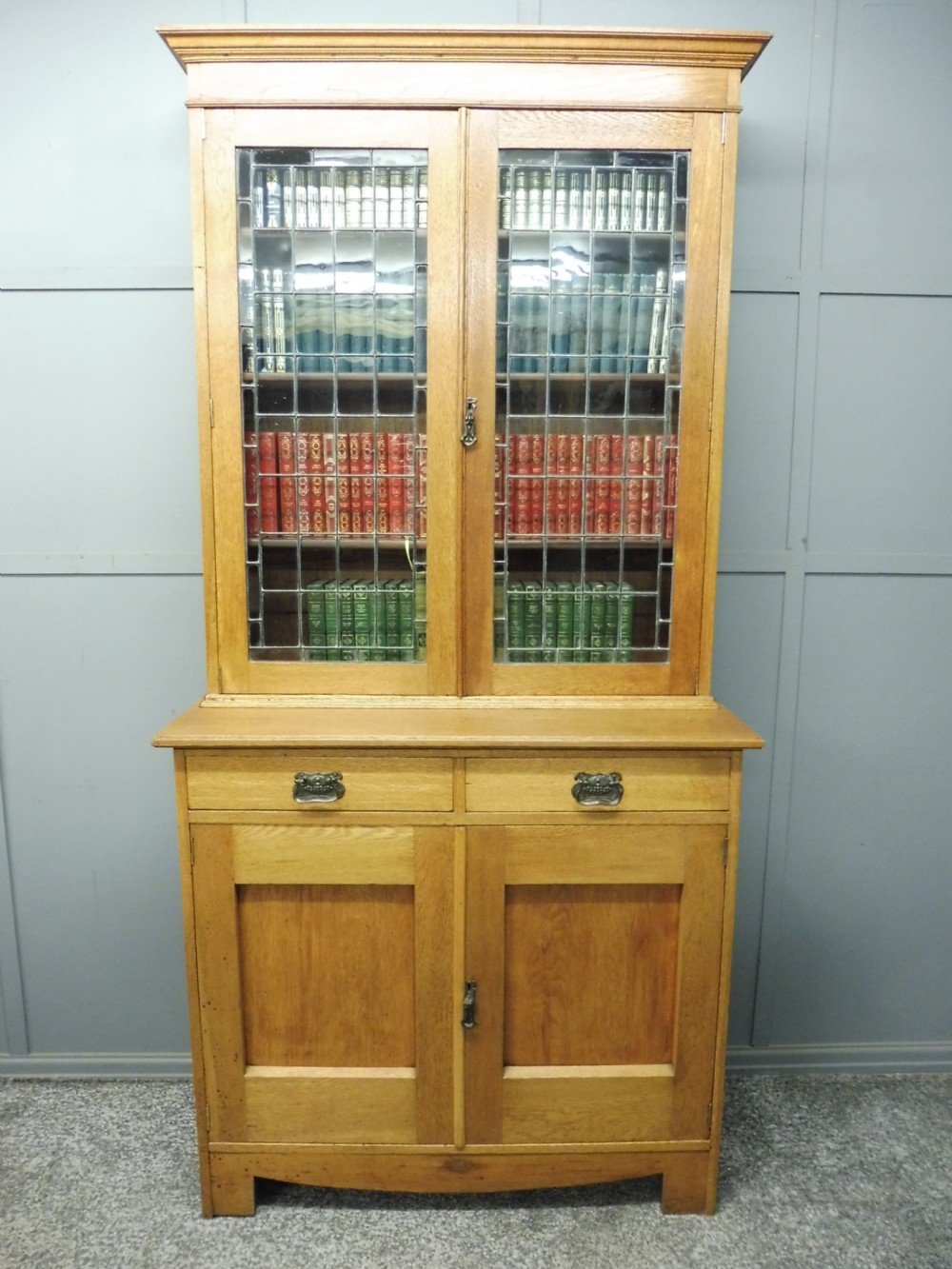  OAK ARTS AND CRAFTS BOOKCASE View II