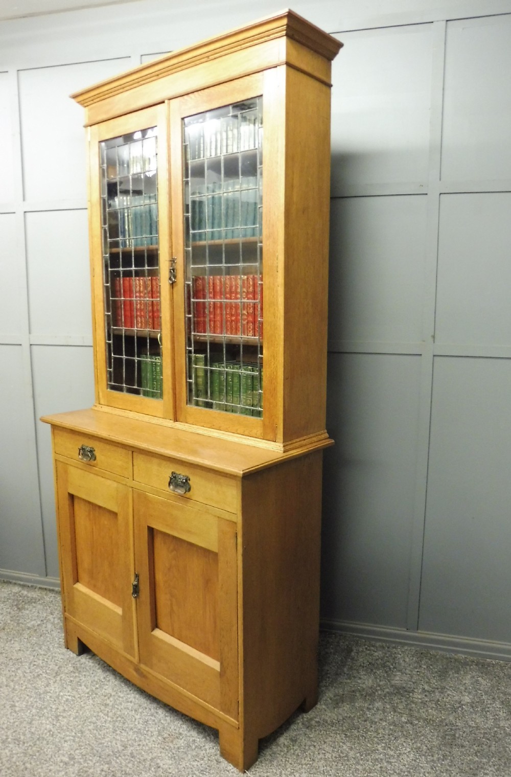  OAK ARTS AND CRAFTS BOOKCASE View IX