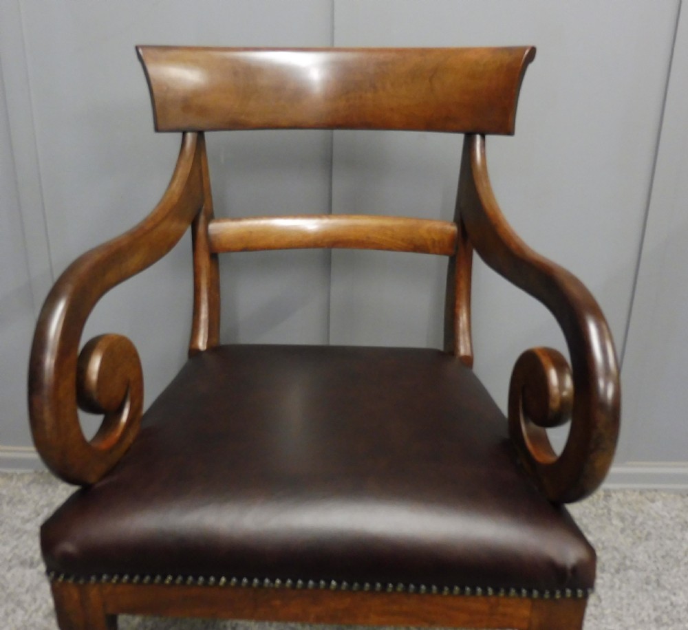 EARLY 19TH CENTURY LEATHER AND MAHOGANY DESK CHAIR View VIII