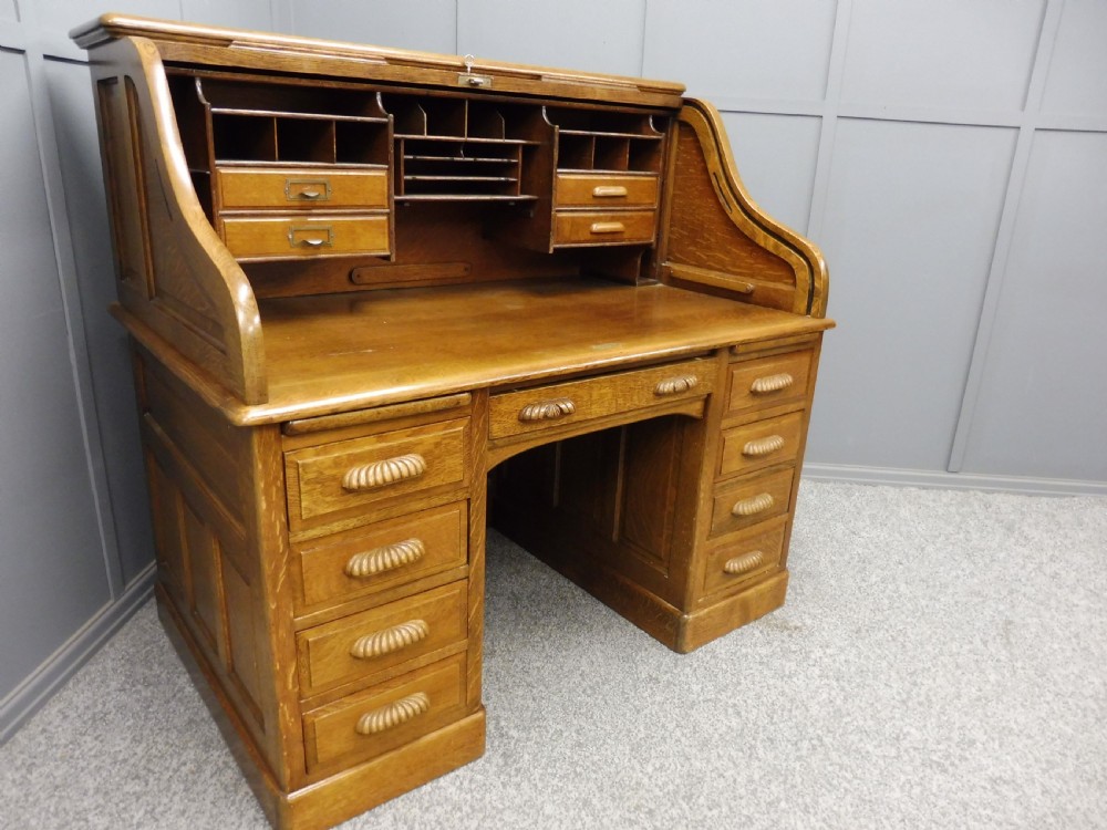GOLDEN OAK ROLL TOP DESK View II