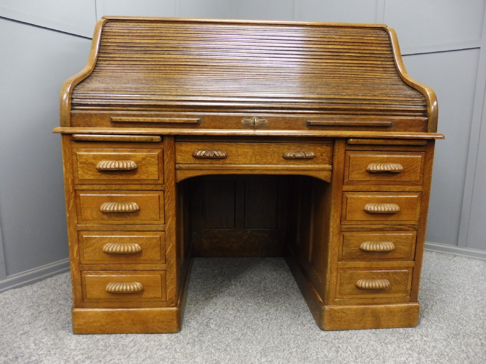 GOLDEN OAK ROLL TOP DESK View V
