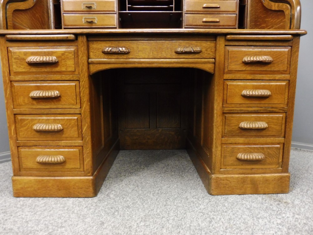 GOLDEN OAK ROLL TOP DESK View IX
