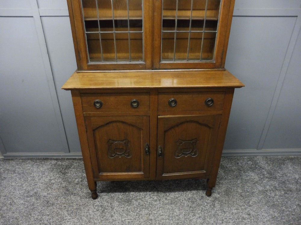 OAK ARTS AND CRAFTS BOOKCASE View IV