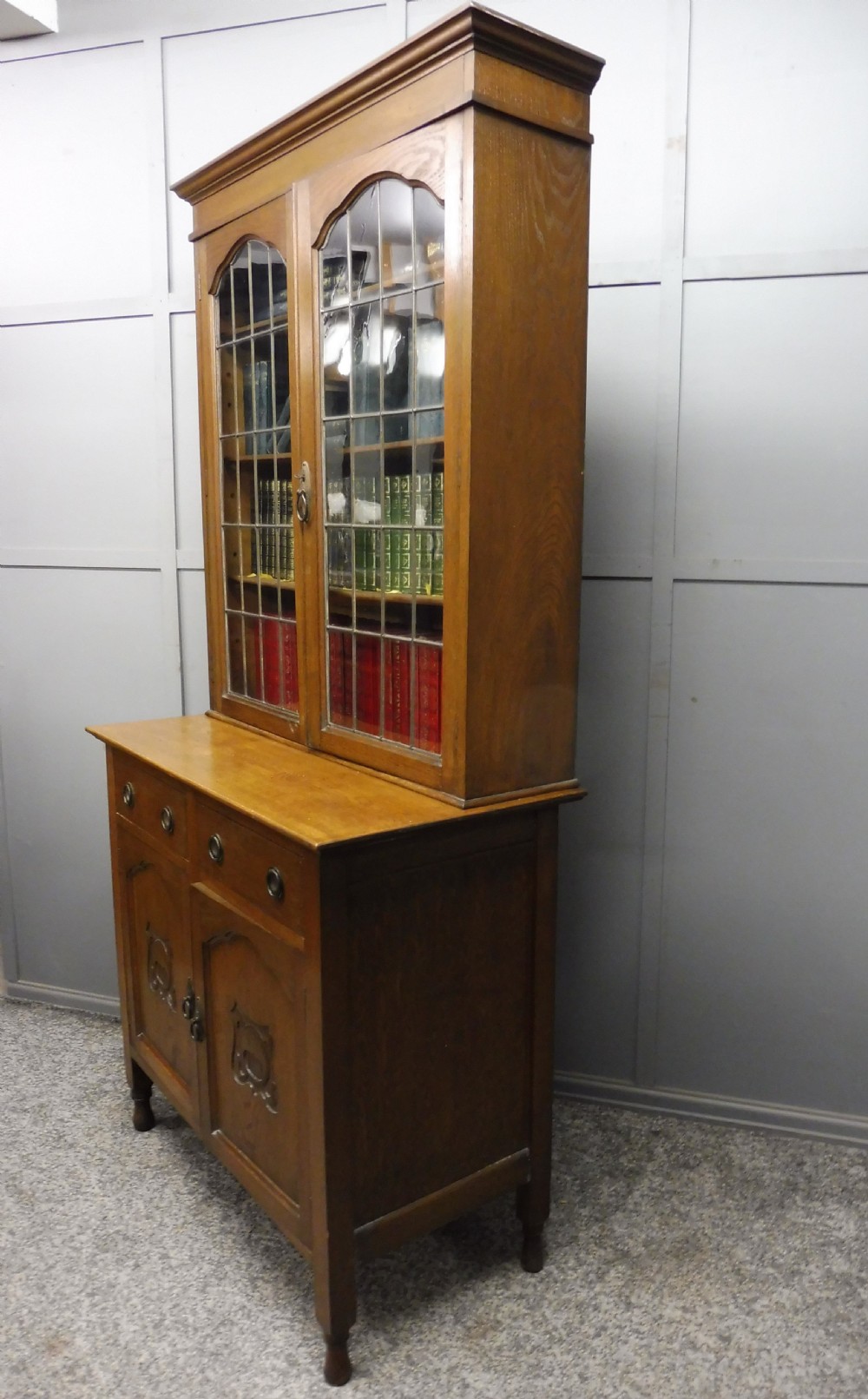 OAK ARTS AND CRAFTS BOOKCASE View V