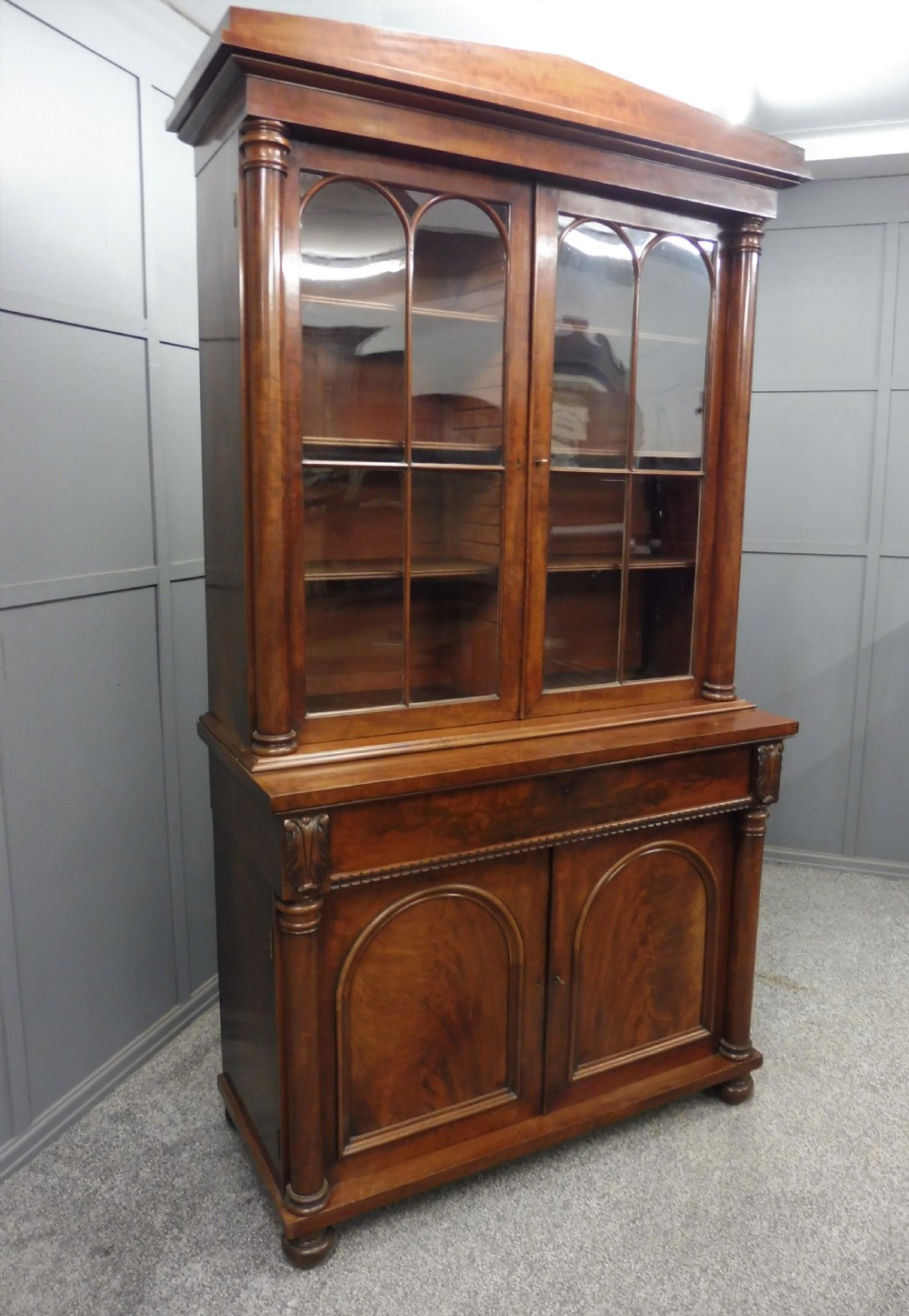 EARLY 19TH CENTURY WILLIAM IV BOOKCASE View IV