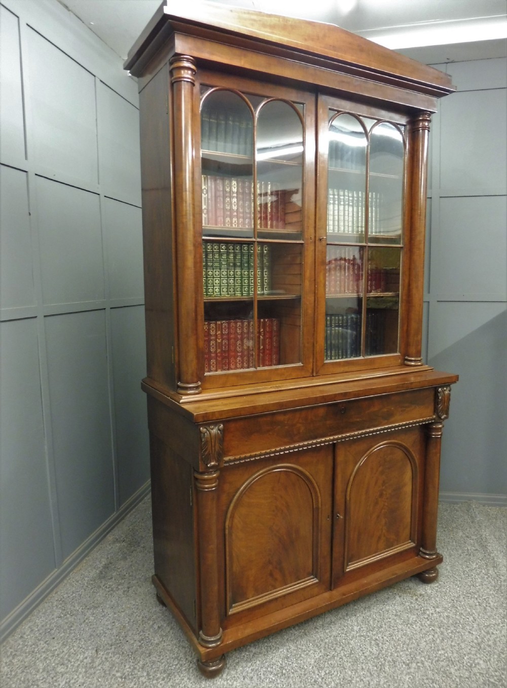 EARLY 19TH CENTURY WILLIAM IV BOOKCASE View VI