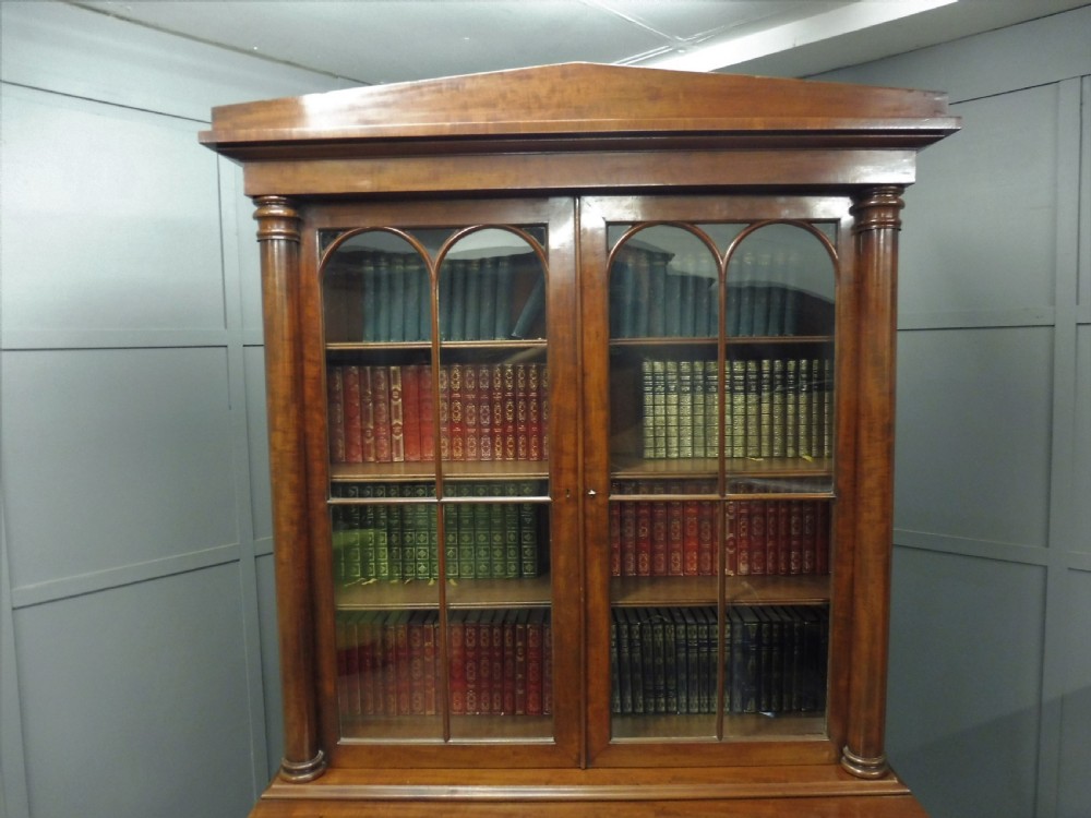 EARLY 19TH CENTURY WILLIAM IV BOOKCASE View VII