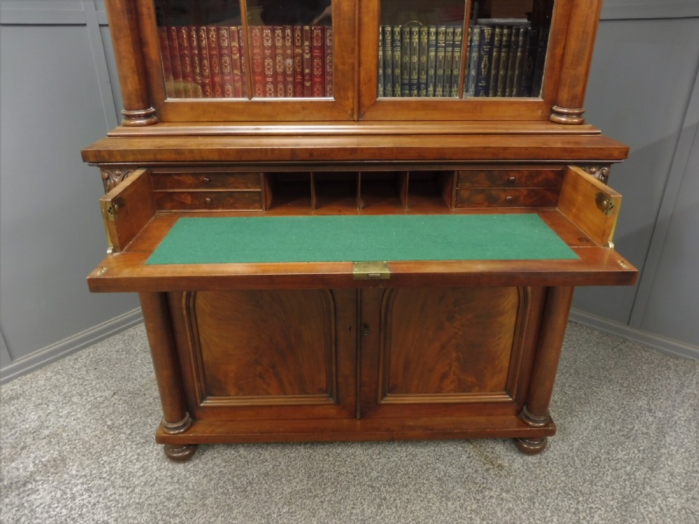 EARLY 19TH CENTURY WILLIAM IV BOOKCASE View X