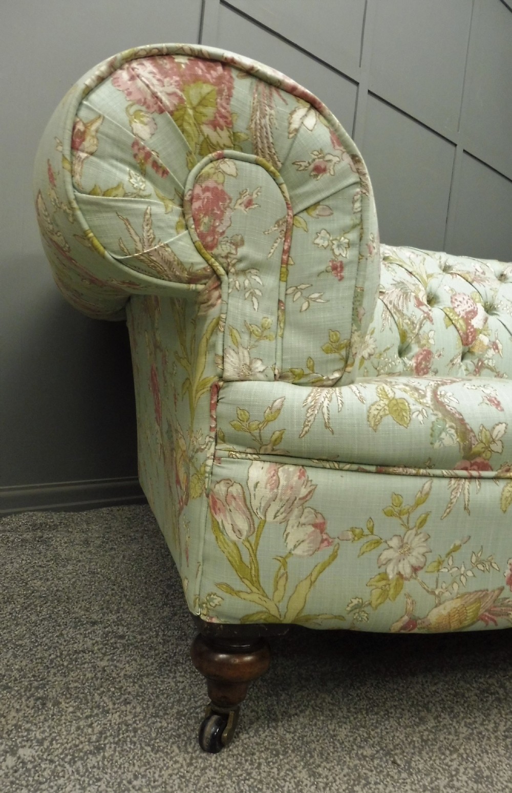 NEWLY UPHOLSTERED LARGE VICTORIAN CHESTERFIELD SOFA View V