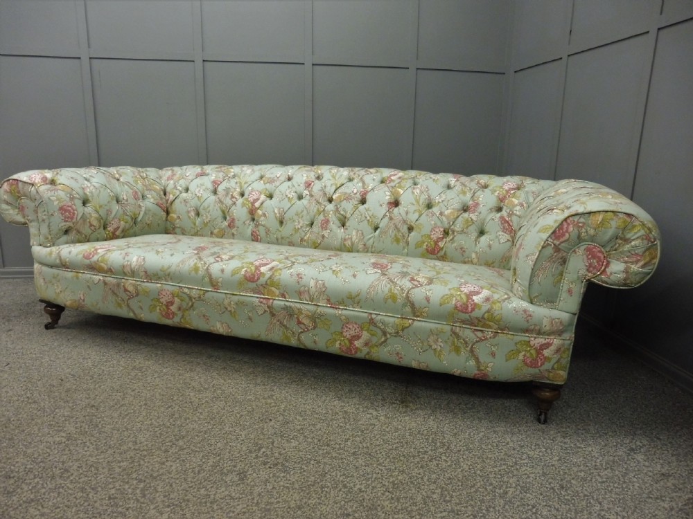 NEWLY UPHOLSTERED LARGE VICTORIAN CHESTERFIELD SOFA View VIII
