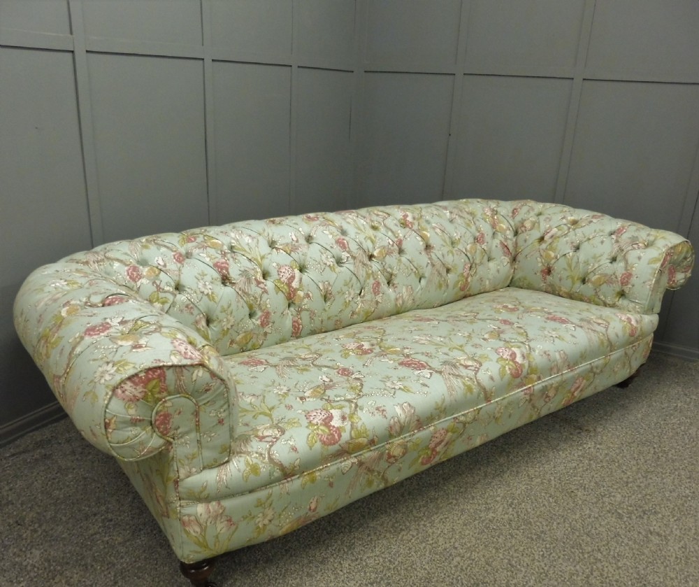 NEWLY UPHOLSTERED LARGE VICTORIAN CHESTERFIELD SOFA View XIV
