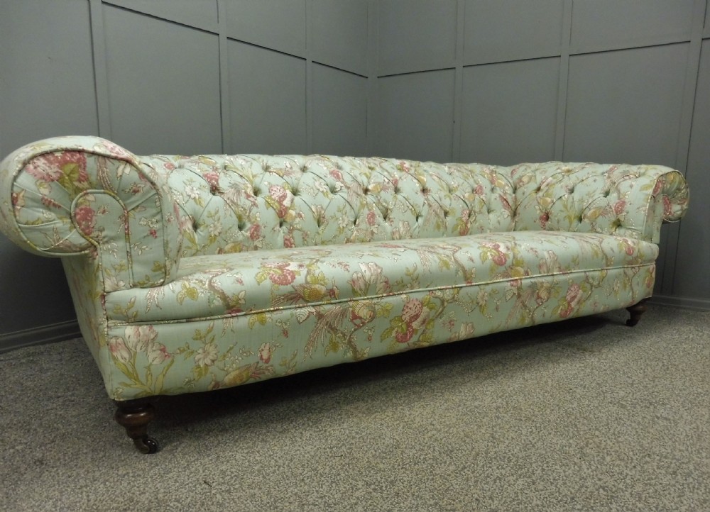 NEWLY UPHOLSTERED LARGE VICTORIAN CHESTERFIELD SOFA View XV