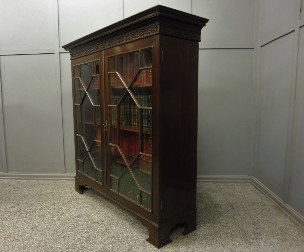 EDWARDIAN MAHOGANY BOOKCASE View VI