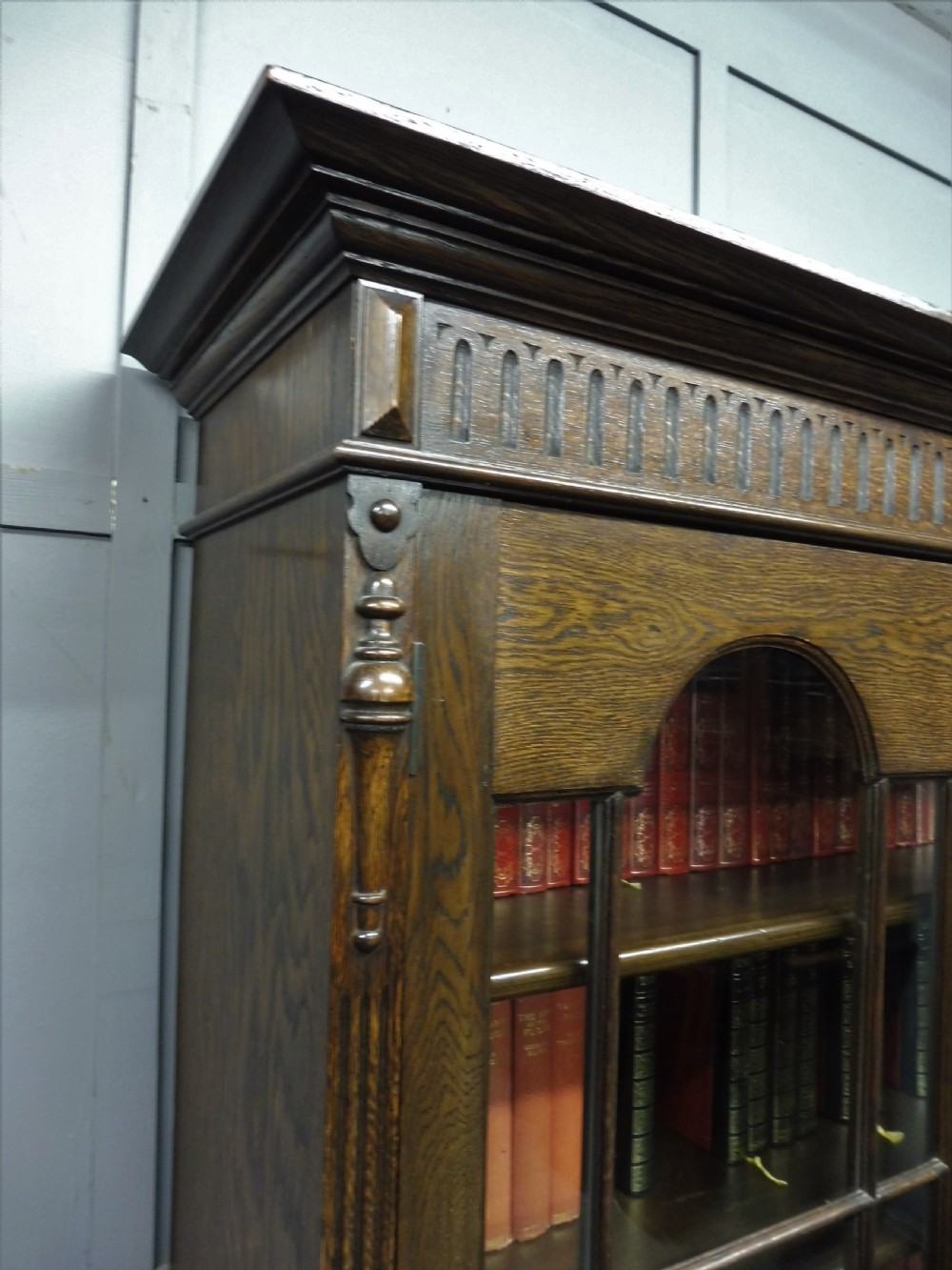 EDWARDIAN OAK BOOKCASE View IX