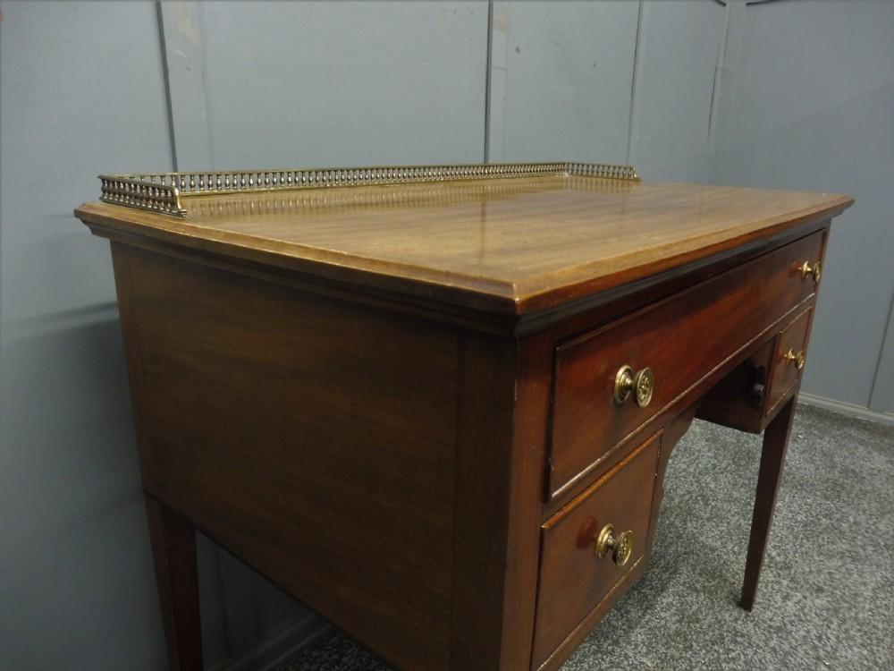 EARLY 19TH CENTURY GEORGIAN DESK View VII