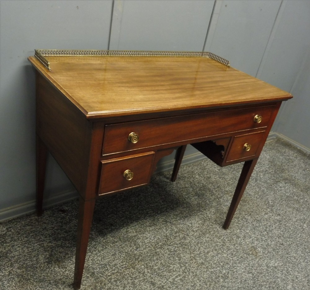 EARLY 19TH CENTURY GEORGIAN DESK View X