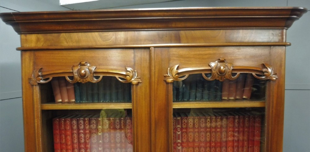 GOOD VICTORIAN MAHOGANY CABINET BOOKCASE  View III