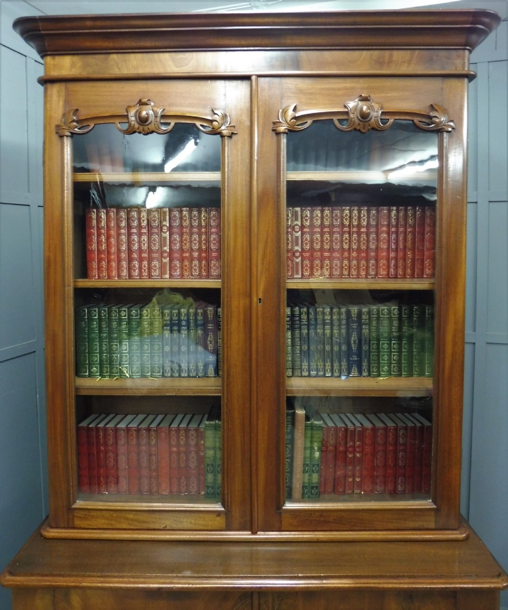 GOOD VICTORIAN MAHOGANY CABINET BOOKCASE  View IV