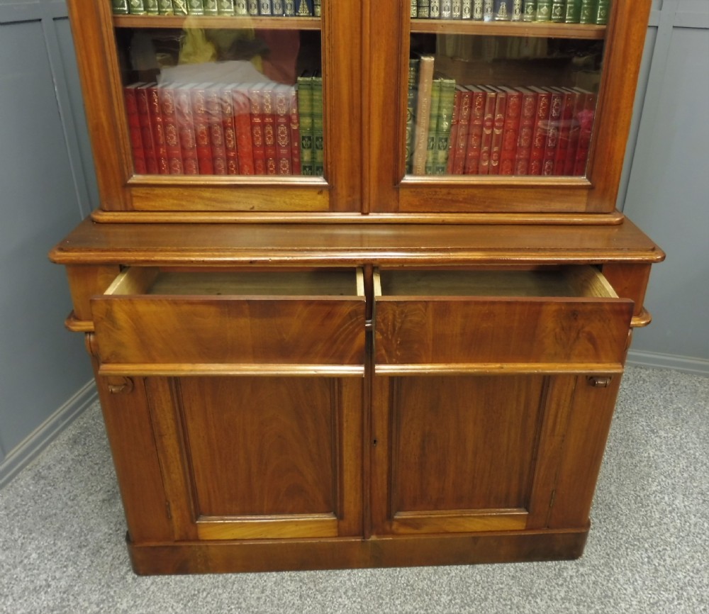 GOOD VICTORIAN MAHOGANY CABINET BOOKCASE  View VI