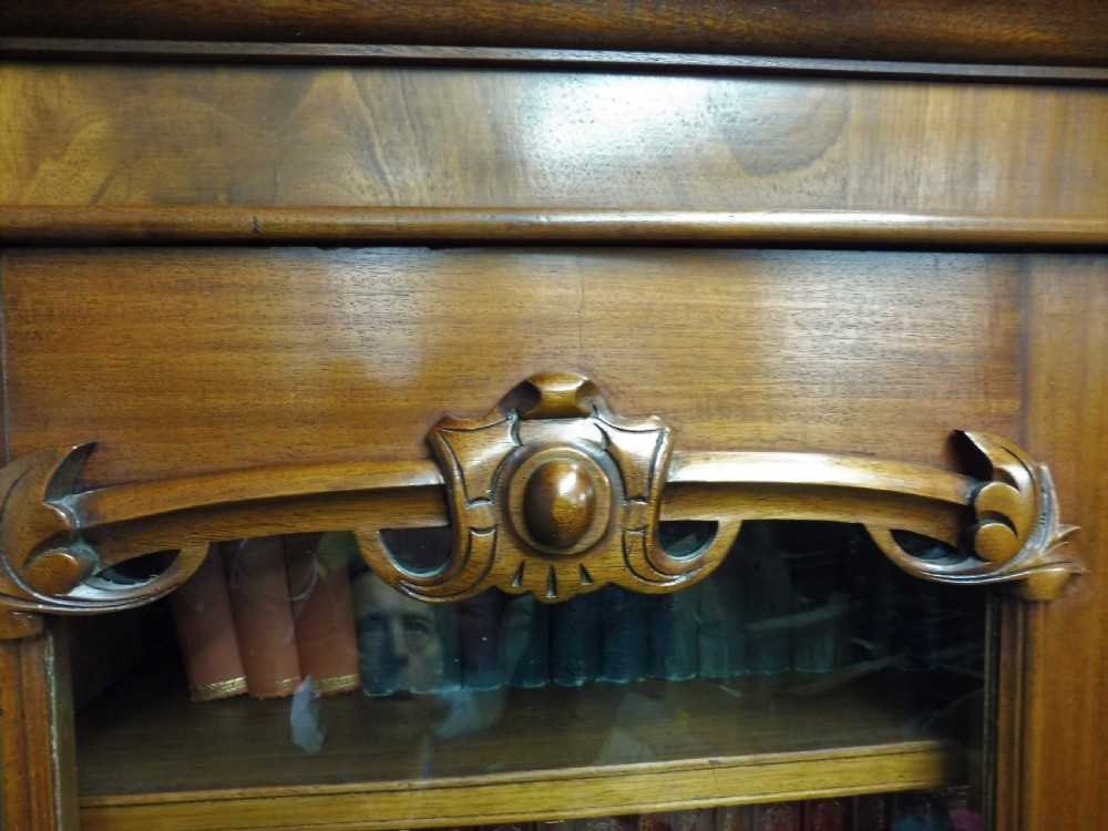 GOOD VICTORIAN MAHOGANY CABINET BOOKCASE  View VII