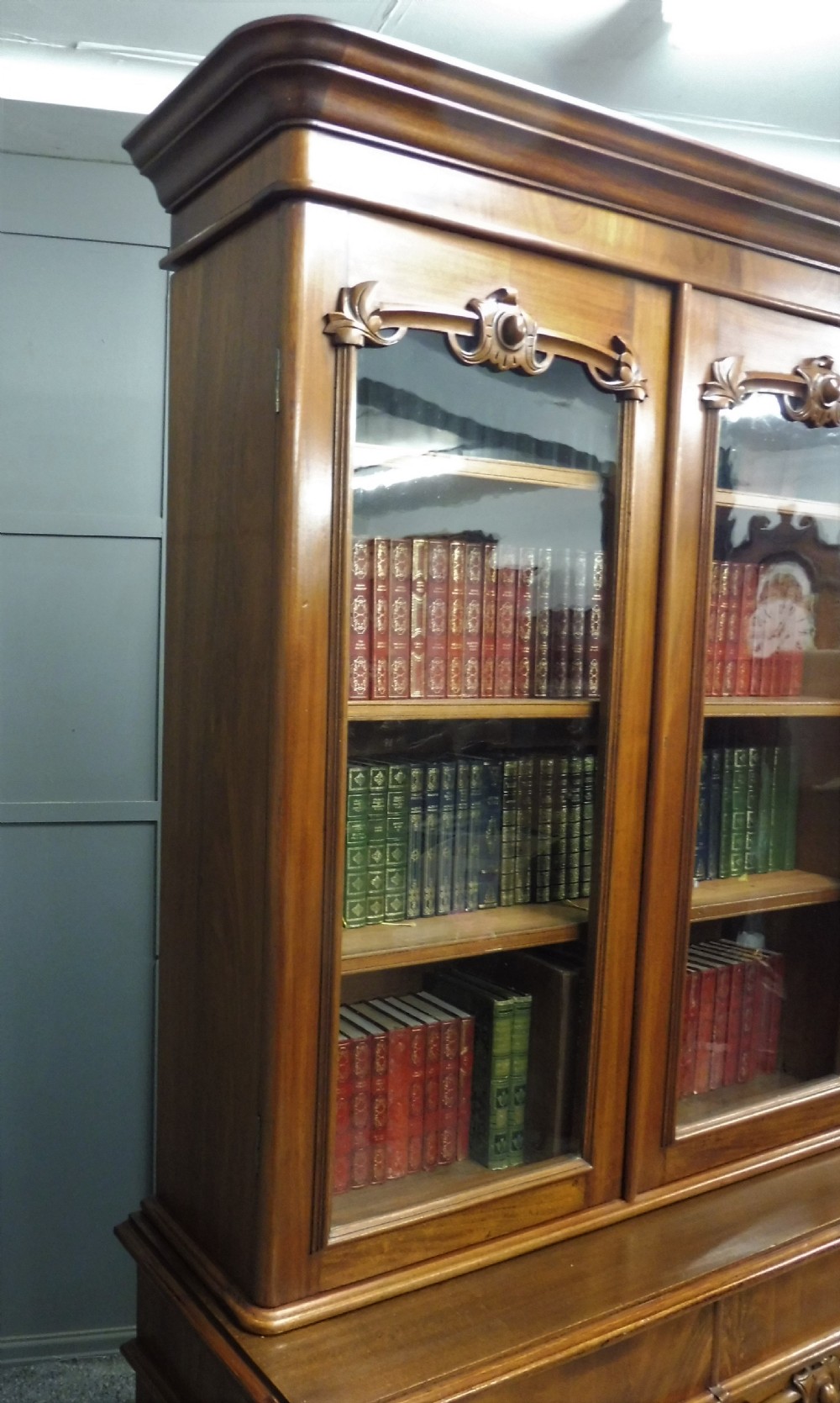 GOOD VICTORIAN MAHOGANY CABINET BOOKCASE  View VIII
