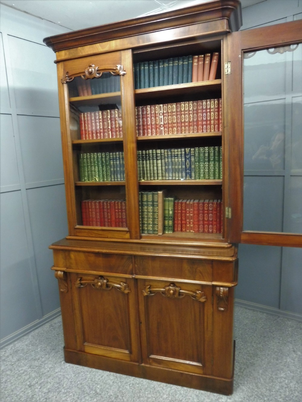 GOOD VICTORIAN MAHOGANY CABINET BOOKCASE  View XIV