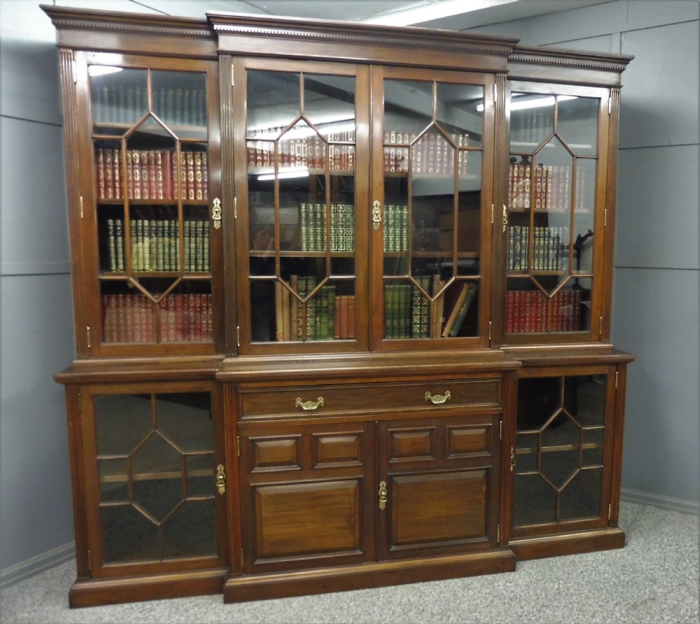 LARGE 19TH CENTURY MAPLE AND CO WALNUT BOOKCASE View II