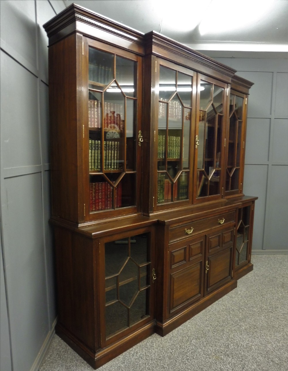 LARGE 19TH CENTURY MAPLE AND CO WALNUT BOOKCASE View VIII