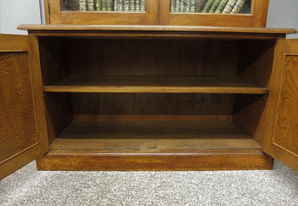 EDWARDIAN OAK BOOKCASE View XI