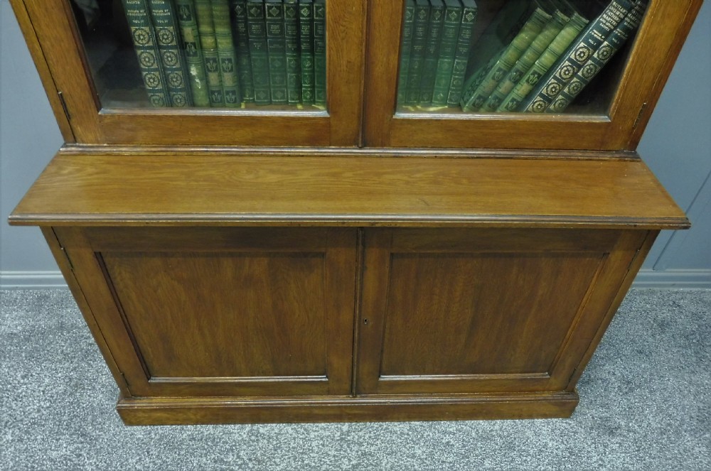 EDWARDIAN OAK BOOKCASE View XII