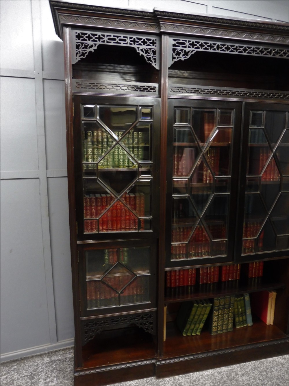 MAHOGANY CHIPPENDALE REVIVAL BOOKCASE View XII