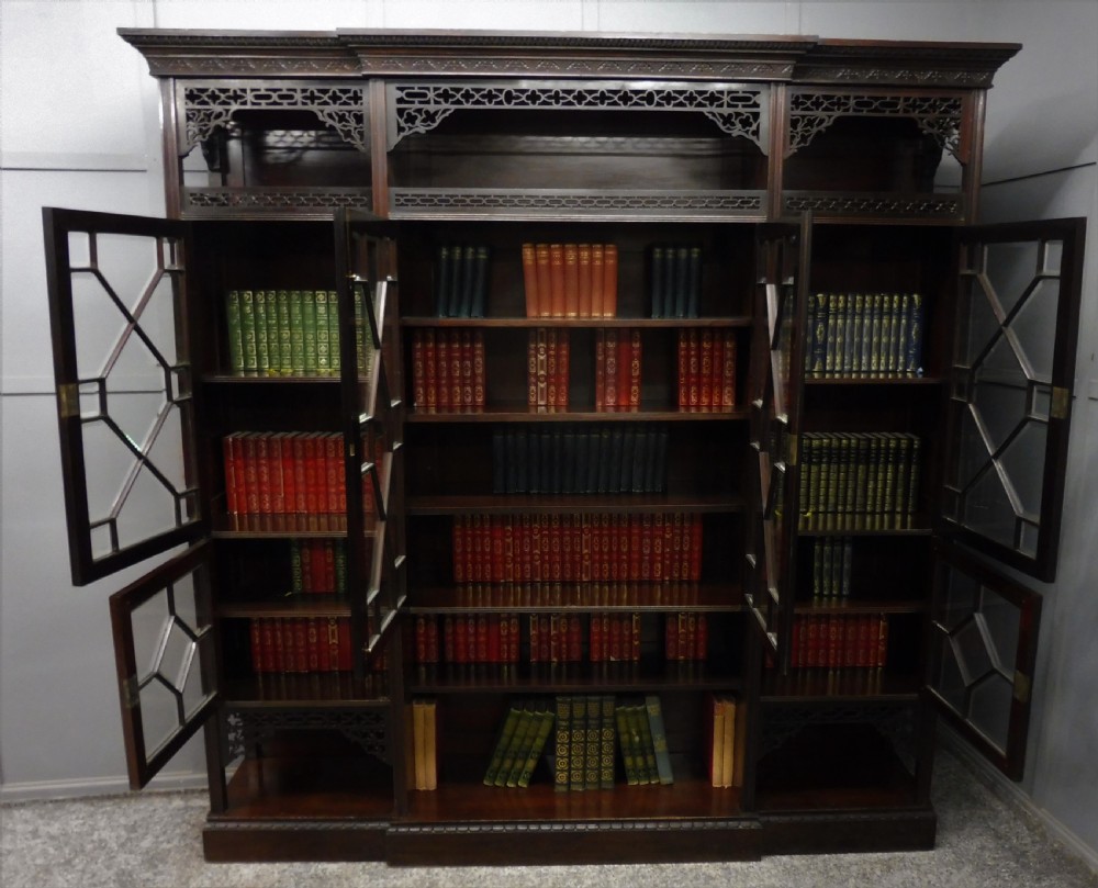 MAHOGANY CHIPPENDALE REVIVAL BOOKCASE View XIV