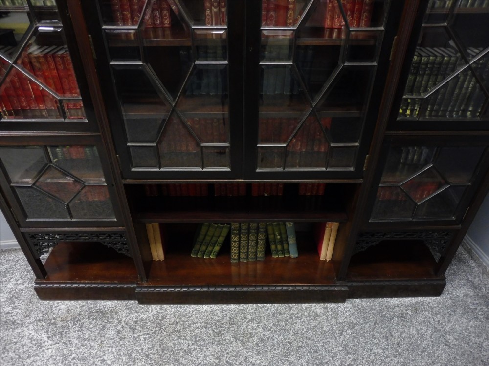 MAHOGANY CHIPPENDALE REVIVAL BOOKCASE View XVI
