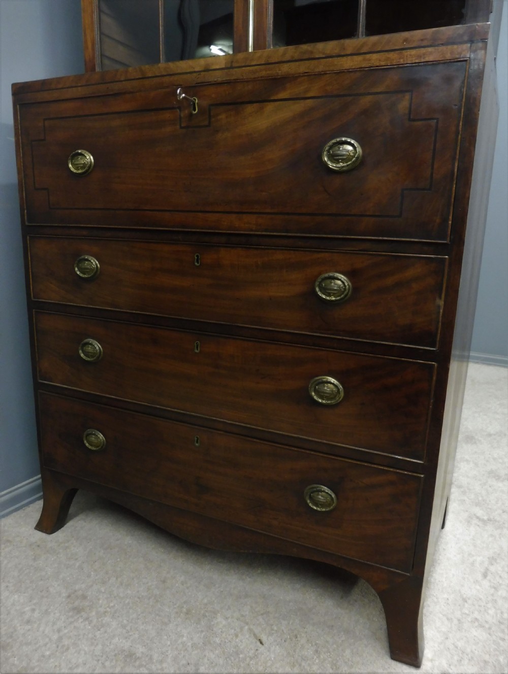 EARLY 19TH CENTURY MAHOGANY SECRETAIRE BOOKCASE View V