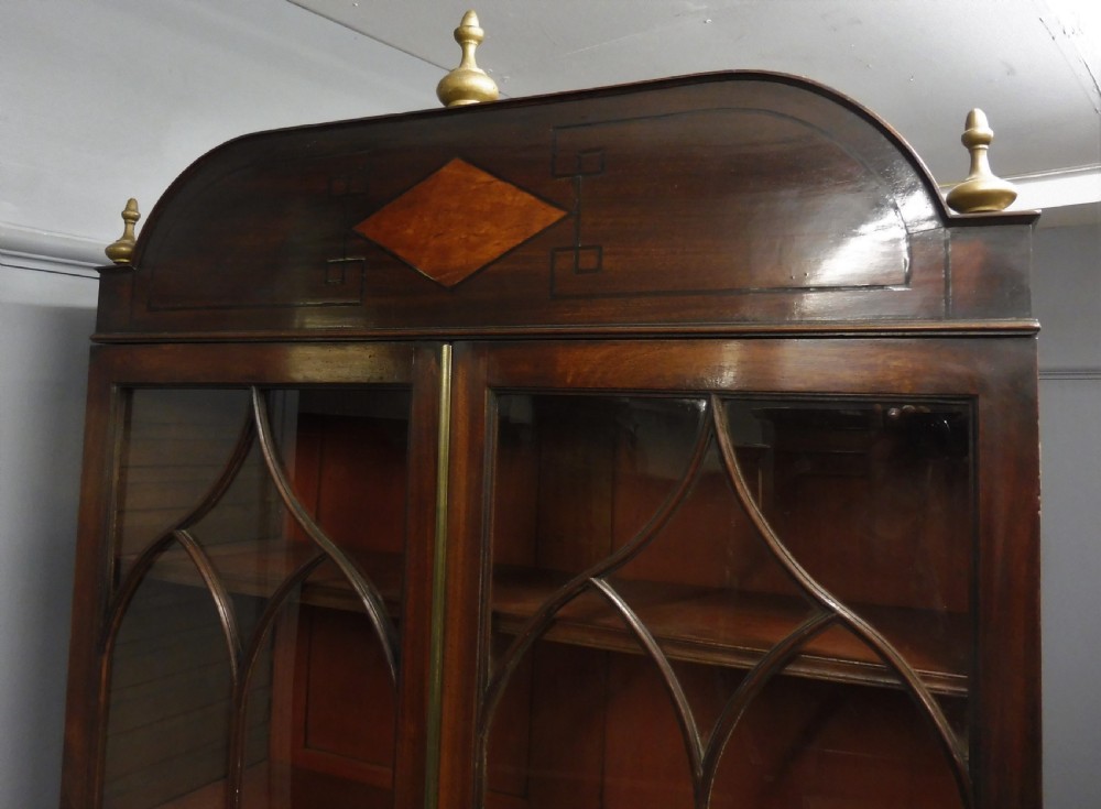 EARLY 19TH CENTURY MAHOGANY SECRETAIRE BOOKCASE View VIII