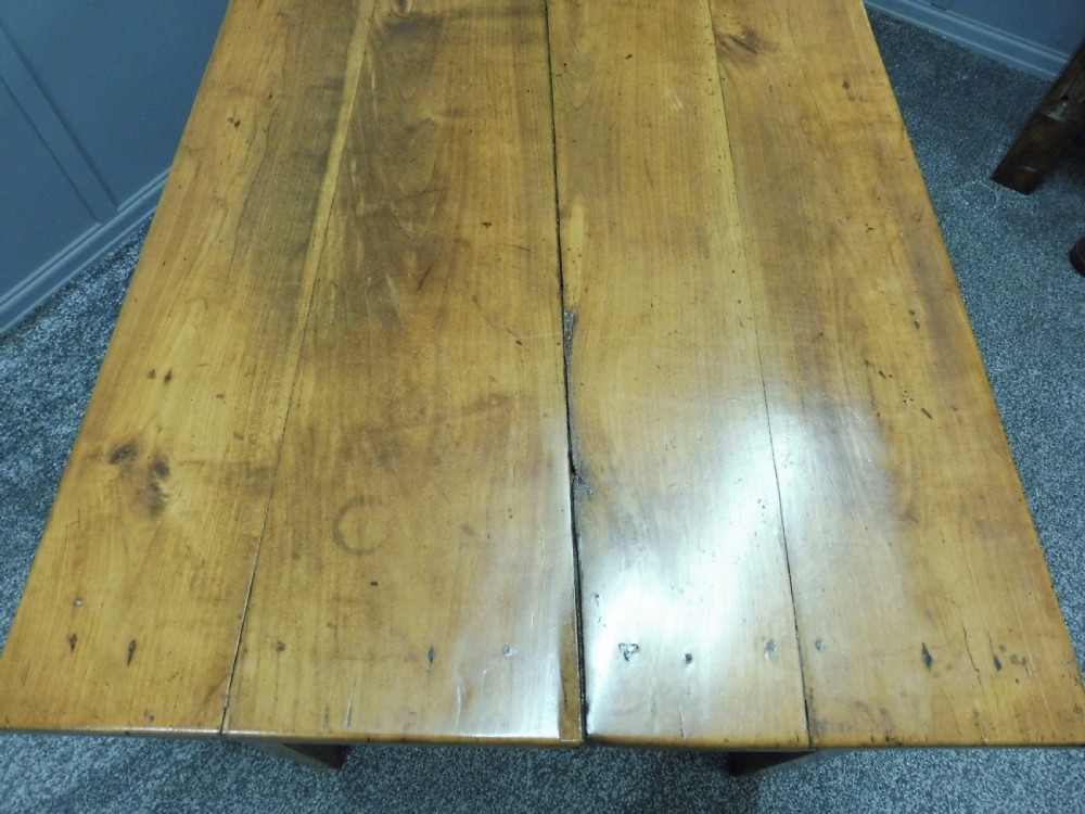 EARLY 19TH CENTURY FRENCH FARMHOUSE TABLE View VIII