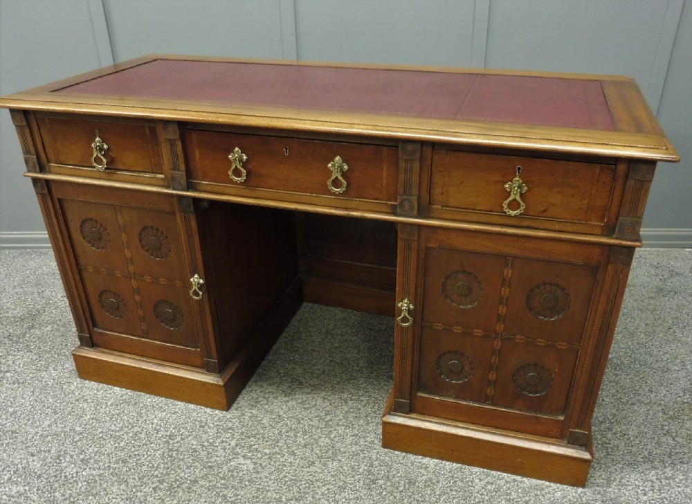 LATE VICTORIAN ARTS AND CRAFTS DESK View VI