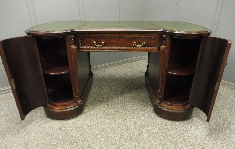 VERY GOOD QUALITY EDWARDIAN MAHOGANY PARTNERS DESK View XV