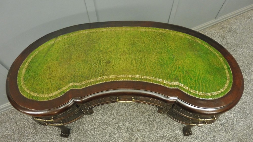  SMALL LATE 19TH CENTURY ANGLO INDIAN LADIES DESK View V