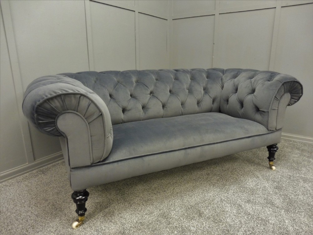 NEWLY UPHOLSTERED  VICTORIAN CHESTERFIELD SOFA View IV