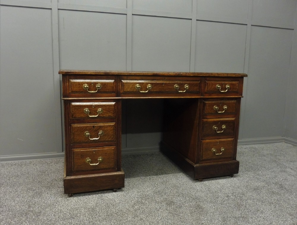 VICTORIAN OAK DESK View II