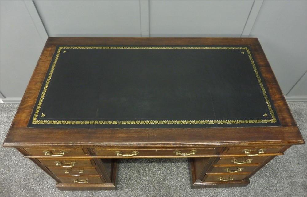 VICTORIAN OAK DESK View VI