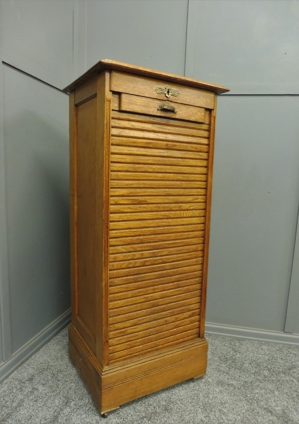 BRITISH GOLDEN OAK EDWARDIAN FILING CABINET