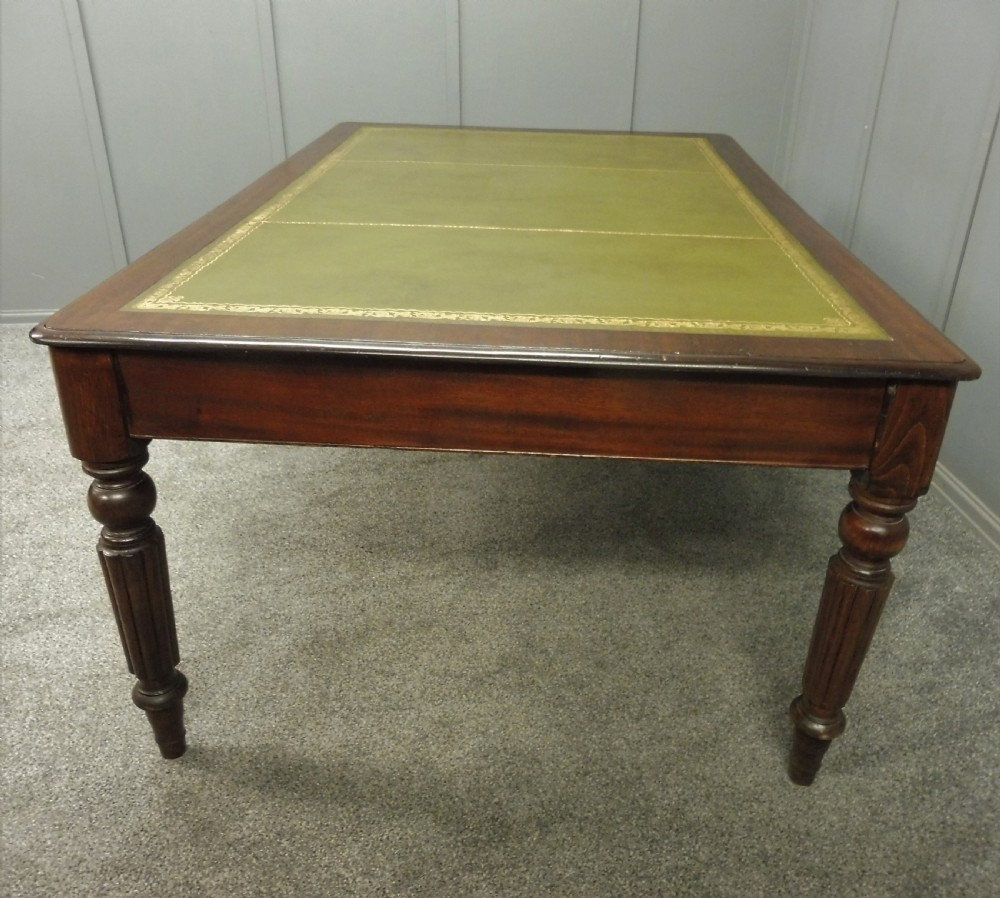 LARGE VICTORIAN MAHOGANY LIBRARY TABLE View VI