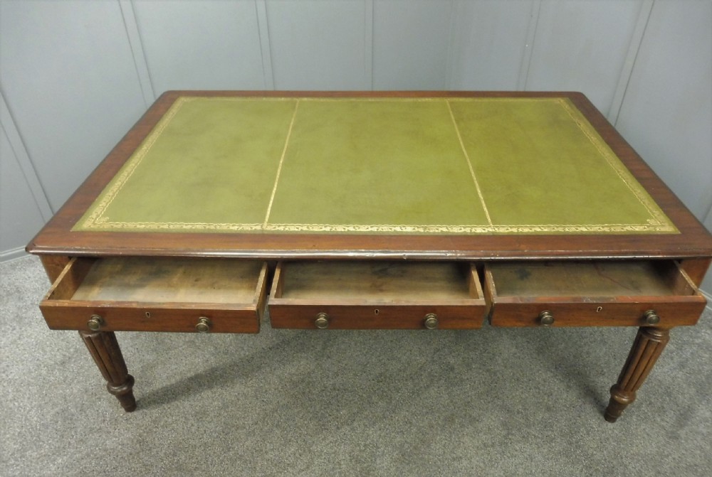 LARGE VICTORIAN MAHOGANY LIBRARY TABLE View XIV