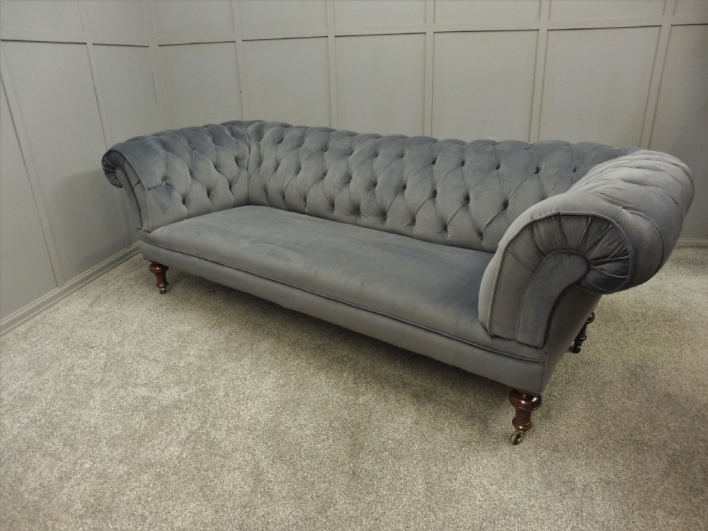VERY LARGE NEWLY UPHOLSTERED 19TH CENTURY CHESTERFIELD SOFA View XVI