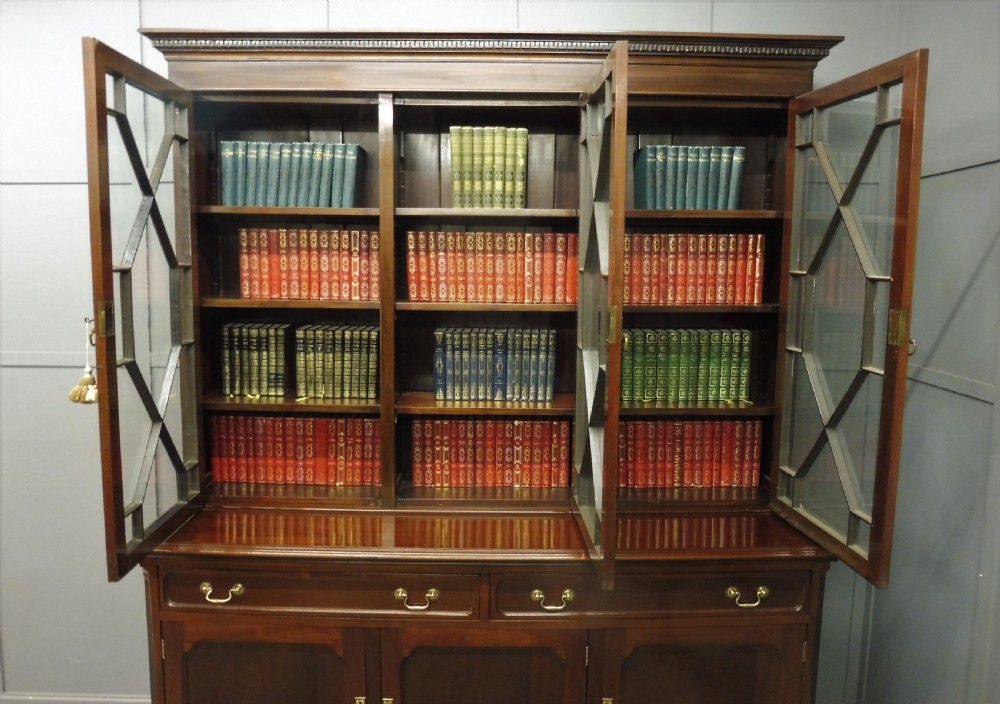 WALNUT LIBRARY BOOKCASE CIRCA 1900 View VII