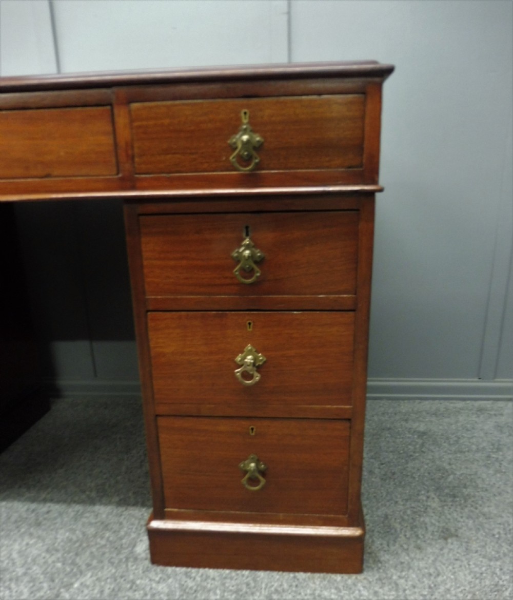 19th  CENTURY MAHOGANY DESK View VIII